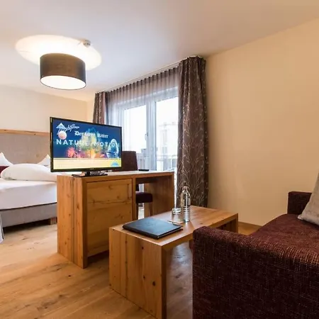 Bergblick 4 Sterne Superior Otel 4*