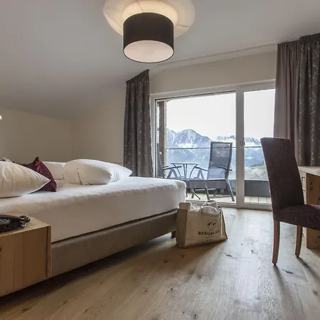 Bergblick 4 Sterne Superior Otel
