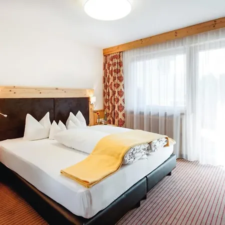 Hotel Bergblick 4*