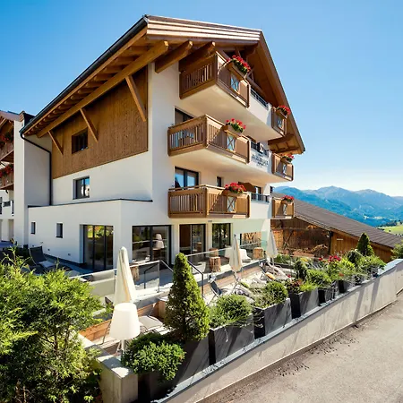 ホテル Bergblick 4 Sterne Superior 4*