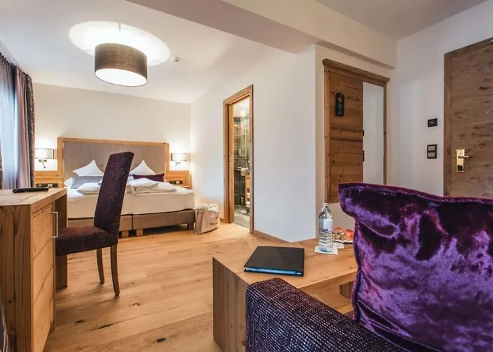 ホテル Bergblick 4 Sterne Superior