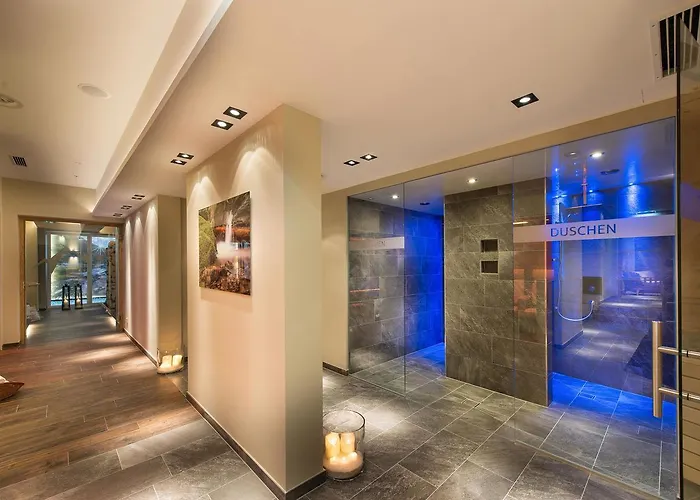 ホテル Bergblick 4 Sterne Superior フィス